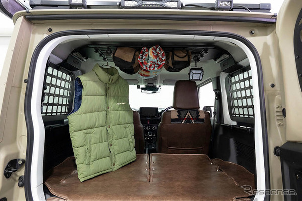 サイドストレージパネルと併用