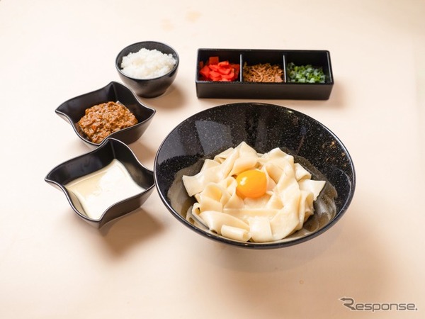 第３位：埼玉県代表 東北道 蓮田SA（下り線）「カレボナーラまぜうどん」