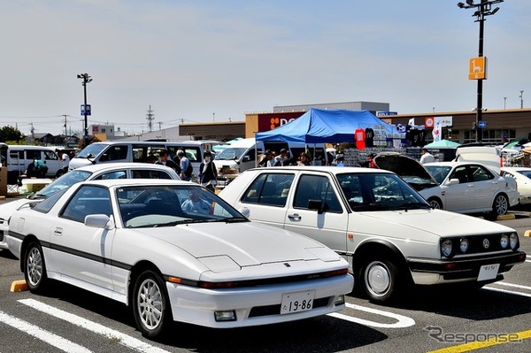 アリオ上尾 昭和平成オールドカー展示会