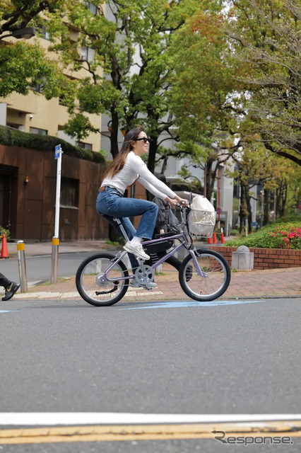 WOの電動アシスト自転車「GLISSE」
