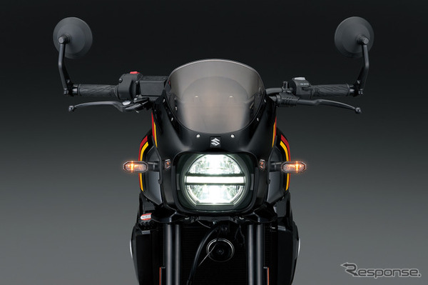 スズキ GSX-8TT