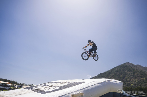 TOYO TIRES（トーヨータイヤ）…GO OUT CAMP JAMBOREE