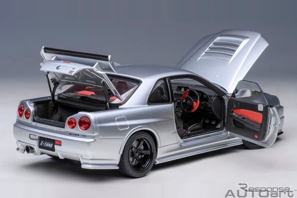 AUTOart製「ニスモ R34 GT-R Z-tune シルバー」の1/18スケールモデル