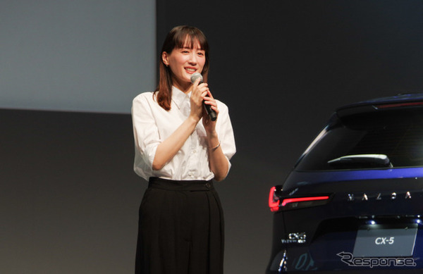 マツダのブランドアンバサダーに就任した綾瀬はるかさん
