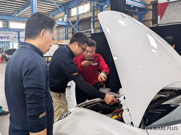 国内初！　中国NEV教育のトップ校が実車で教える「三電」整備の全貌