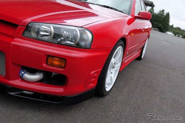 HKS HIPERMAX R　ER34『スカイライン』装着例