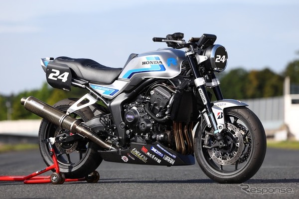CB1000F WITH MEレーサー