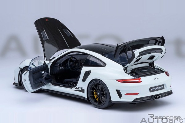 「AUTOart」の1/18スケールのダイキャストモデル、ポルシェ『911』（991.2）の「GT3 RS ヴァイザッハ・パッケージ