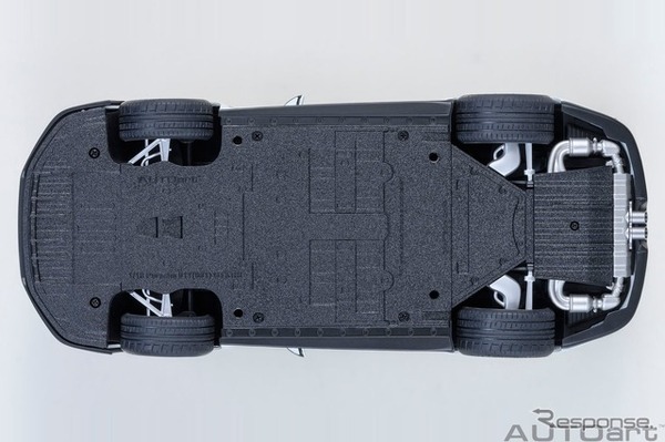 「AUTOart」の1/18スケールのダイキャストモデル、ポルシェ『911』（991.2）の「GT3 RS ヴァイザッハ・パッケージ