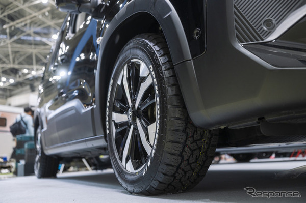 TOYO TIRES 「オープンカントリー A/T III」を装着したプジョー「リフター」
