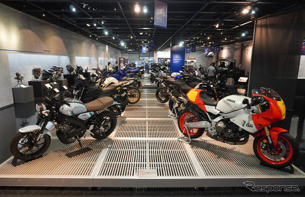 製品展示エリア