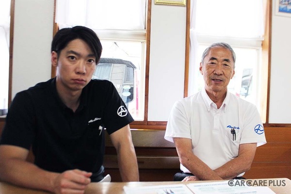 左から、株式会社オートライン 佐藤孝昭取締役と、TMP岐阜PC 新任会長の佐藤敏則代表取締役