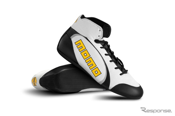 MOMO SPEED PRO（ブラック）