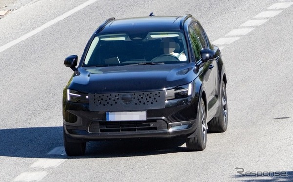 ボルボ XC40 改良新型の開発車両