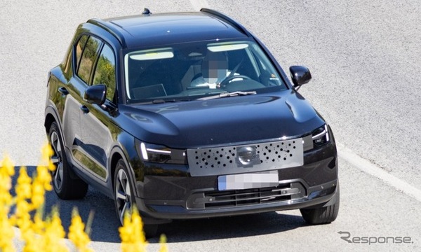 ボルボ XC40 改良新型の開発車両