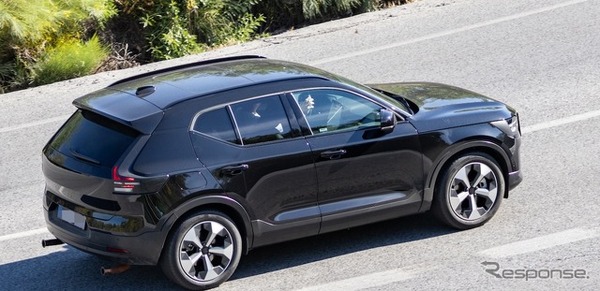 ボルボ XC40 改良新型の開発車両
