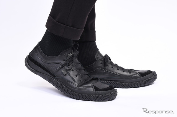 SEAL × SPINGLE Waterproof SNEAKER