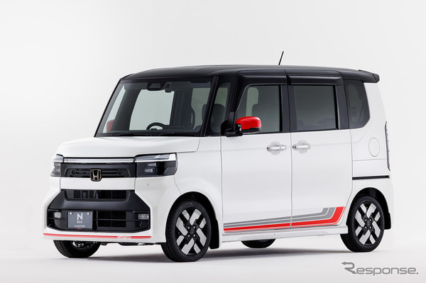 N-BOX CUSTOM ターボ コーディネートスタイル純正アクセサリー装着車「SPORTY STYLE」