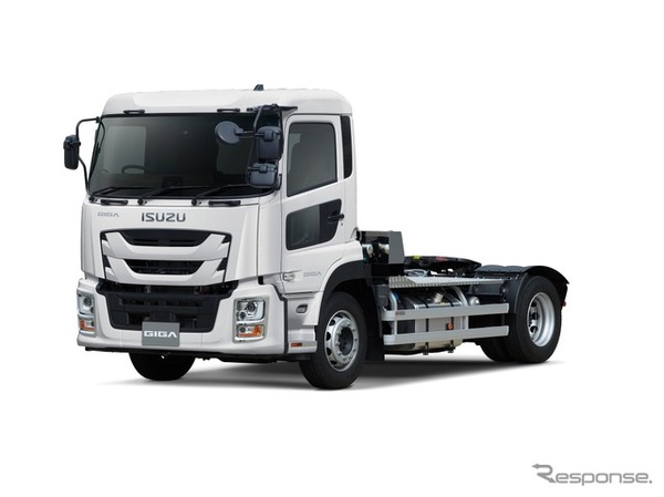 いすゞ『ギガ トラクタ』の車両運搬用ショートキャブ