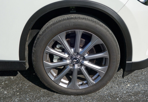 非ハイブリッドのXDに装着されていたタイヤはグッドイヤー「エフィシェントグリップSUV」。印象は良かった