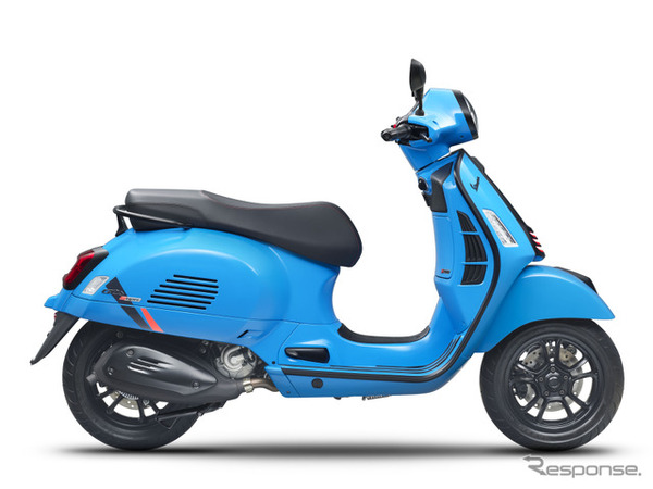 ベスパ・GTS 300 SuperSport（エクレッティコブルー）