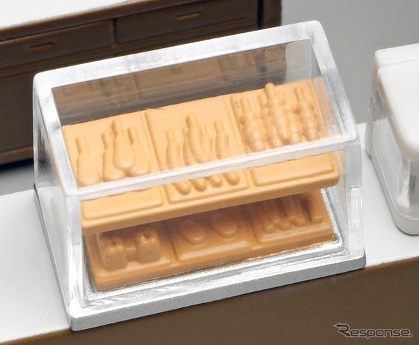 ホットスナックコーナーの商品も再現　(C) TOMY
