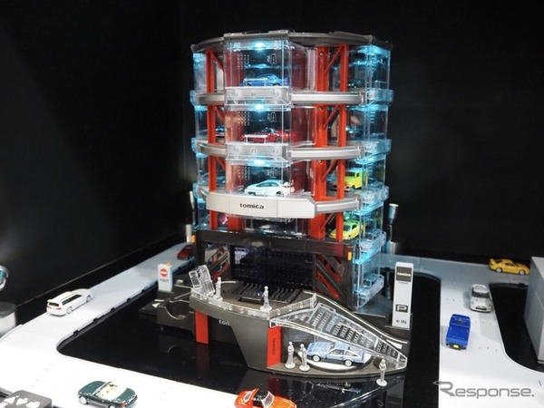 タカラトミー、Automated tomica PARKING with showroom（TOKYOおもちゃショー2026）