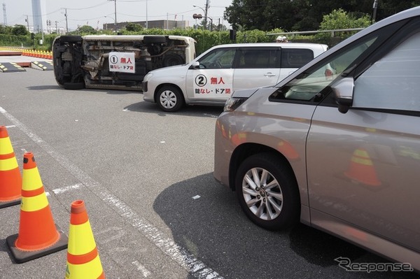 滞留車両（2026年地震防災訓練）