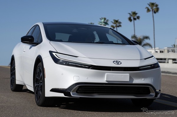 トヨタ プリウスPHEV 現行北米仕様2027年型