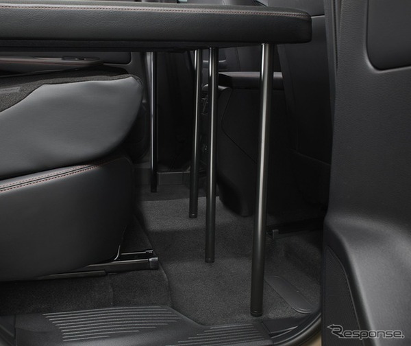 日産『エクストレイル』の車中泊仕様「マルチベッド」