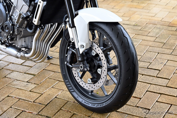 ホンダ CB400 SUPER FOUR E-Clutch