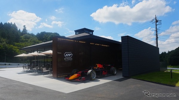 「PHIARO Mobility Hub」