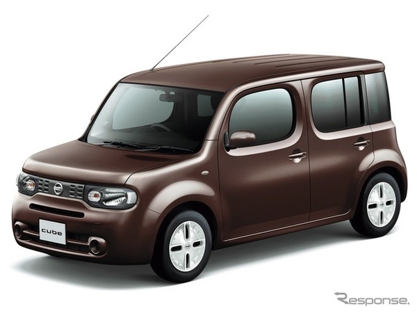 日産キューブ