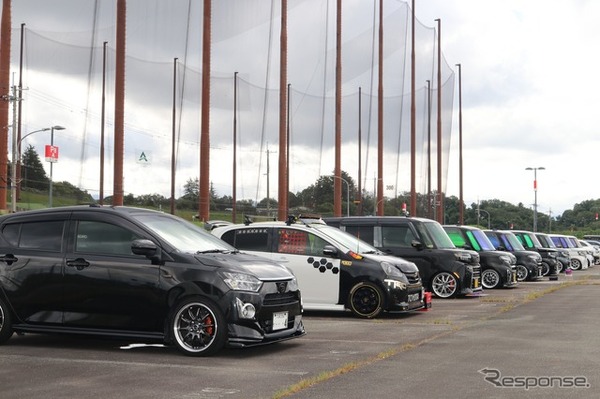 CARTUNE ALL USERS MEET…神戸三田プレミアムアウトレット駐車場