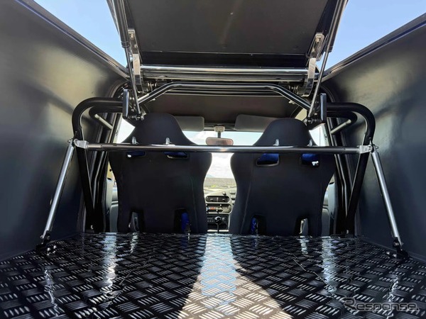 CAMPER
