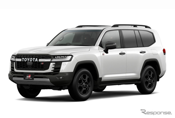 トヨタ ランドクルーザー300 GR SPORT（ハイブリッド車）