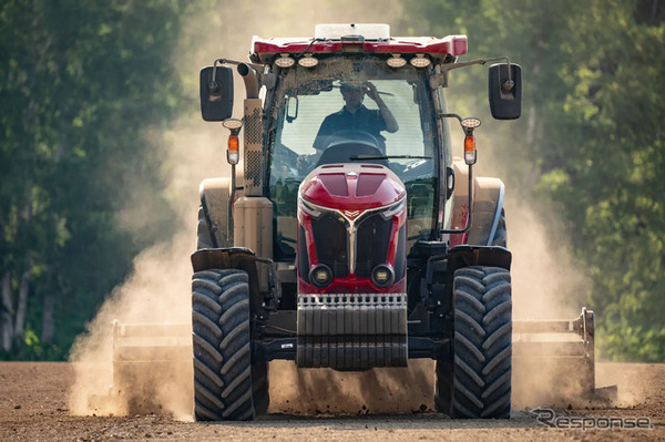 ヤンマーアグリのフラッグシップトラクター「YT6130」