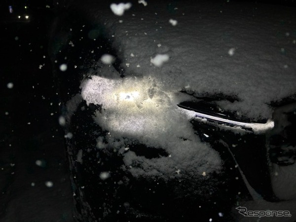 カーメイト「ゼロワイパー ヘッドライト用防雪フィルム」