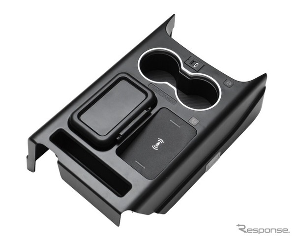 クラフトワークスのホンダ『N-BOX』JF5/JF6専用LEDコンソールボックス