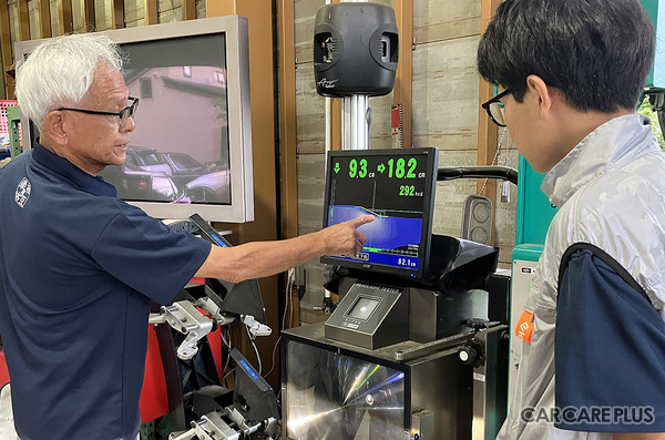 長野・飯田の中学2年生が、フレーム修正から溶接・塗装まで本格体験…「車社会を支える」仕事の尊さを知る