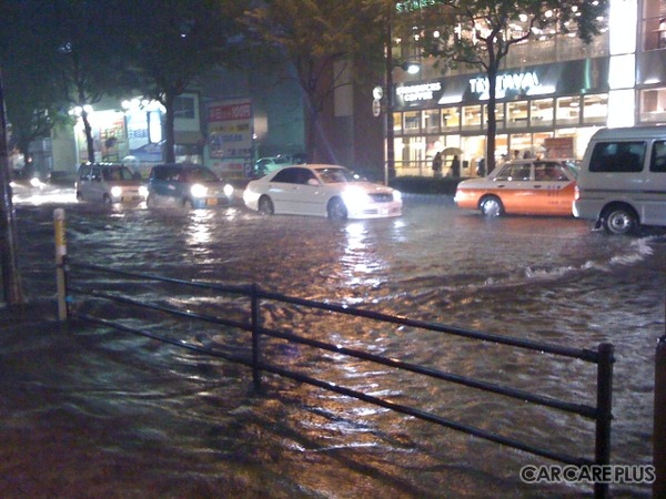 都市部でも、ゲリラ豪雨で「あっ」という間に道路が冠水してしまう
