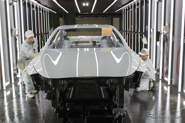 日産栃木工場で量産が開始されたインフィニティ Q60 新型