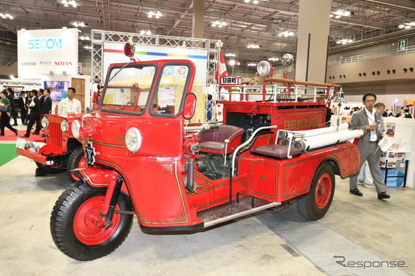元臼田町消防団の三輪消防車（東京国際消防防災展2018）