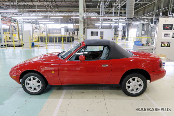 NAレストア7号車は、静岡県在住のオーナーが新車で購入した1990年式スペシャルパッケージ。オーナーが選んだメニューは「フルレストア」。