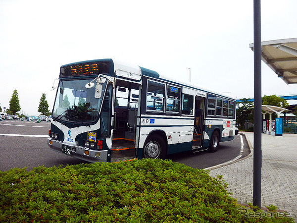 白子駅と鈴鹿サーキットを結ぶ三重交通の路線バス