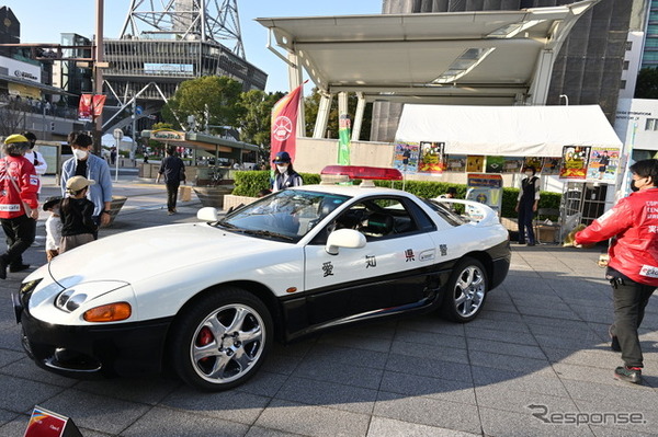 三菱「GTO」をベースとした愛知県警のパトカー