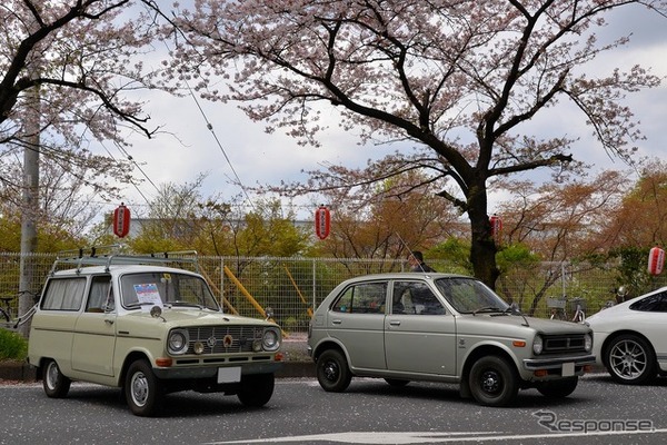 桜吹雪と名車の饗宴…オールドカーミーティングin清久さくらまつり