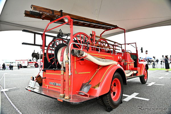 ニッサン180型消防ポンプ自動車（東京国際消防防災展2023）