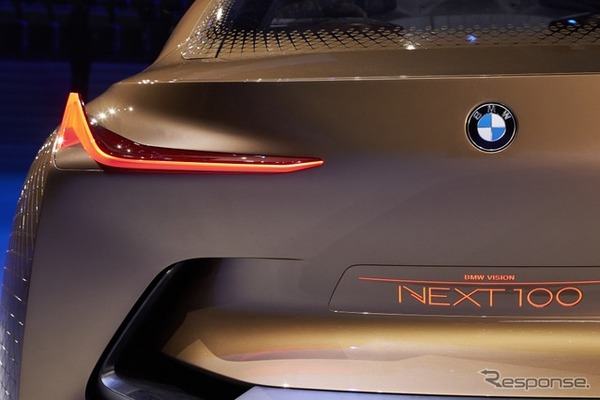 BMW VISION NEXT 100