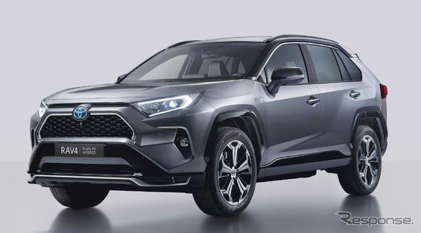 トヨタ RAV4 PHEV（欧州仕様）